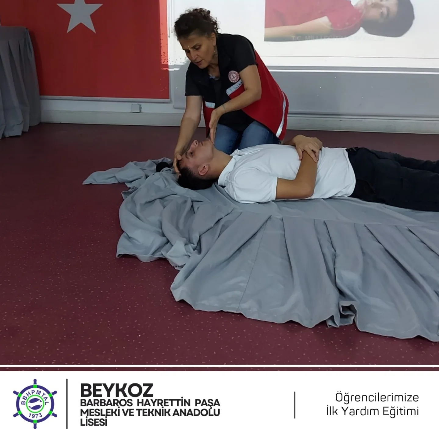 Öğrencilerimize yönelik, İstanbul Anadolu Yakası İlk Yardım Ekibi tarafından eğitim ver…