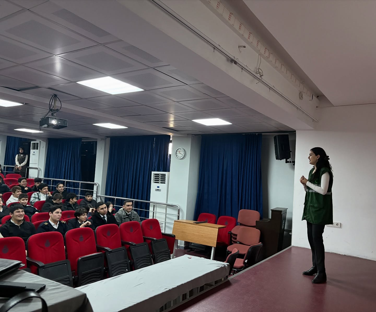 📍 Barbaros Hayrettin Paşa Lisesi’nde öğrencilerimizle bir araya geldik ve tütün bağımlı…